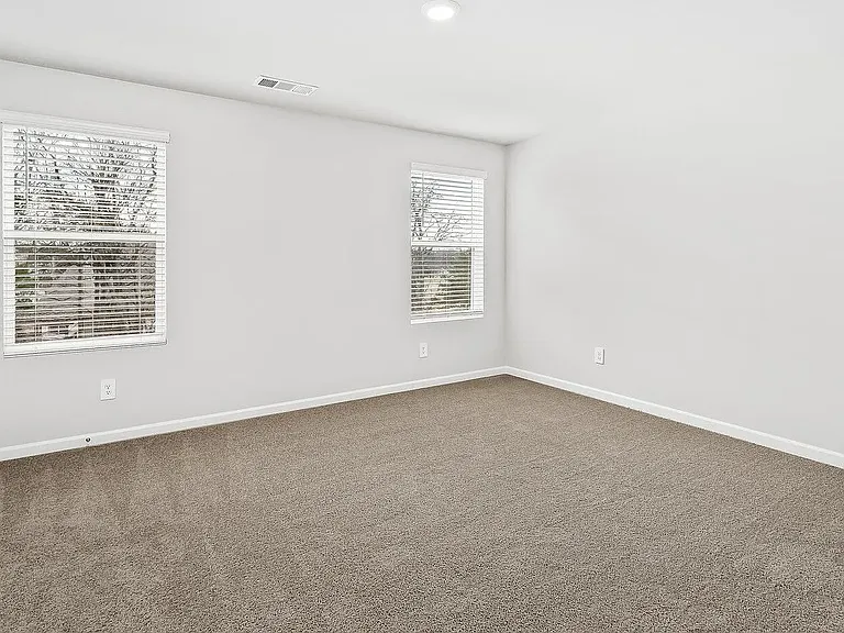 1024 Keyes Pl — Photo 11