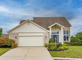 2001 Falcon Ridge Ct, Fort Wayne, IN 46845