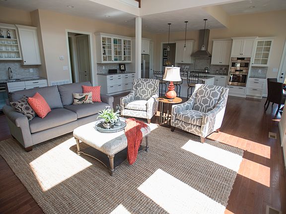 3rd image of 4930 South Peak Estates Dr