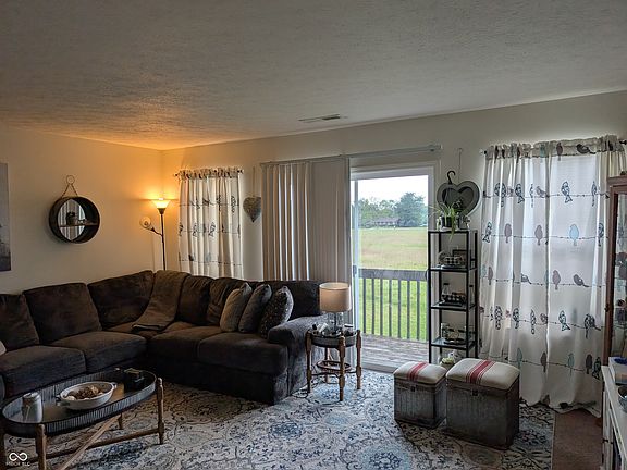 2nd image of 6407 Emerald Springs Dr