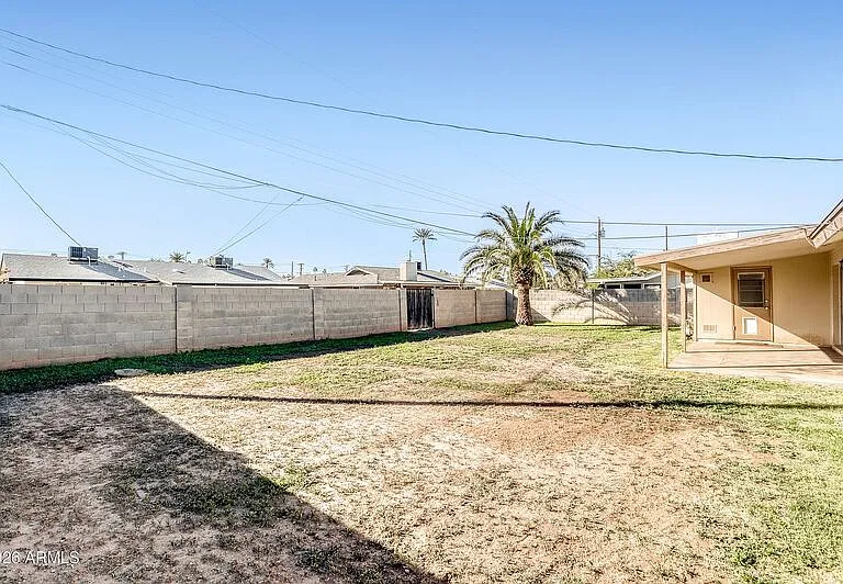 921 E Campus Dr — Photo 24