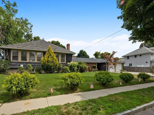 92 Narragansett Rd, Quincy, MA 02169