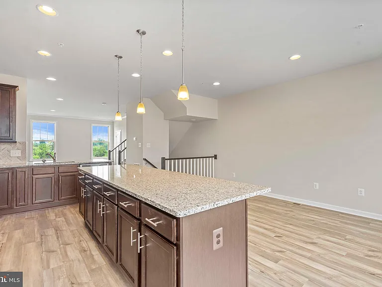 5907 Garden Walk Dr — Photo 13