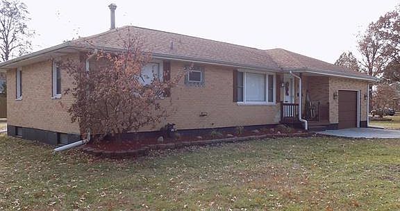 4th image of 2556 Boyle Ave
