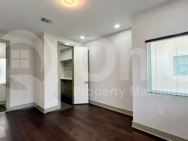 4707 Ruiz St — Photo 17