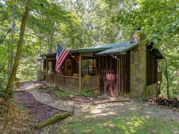 1941 Anderson Way, Sevierville, TN 37876