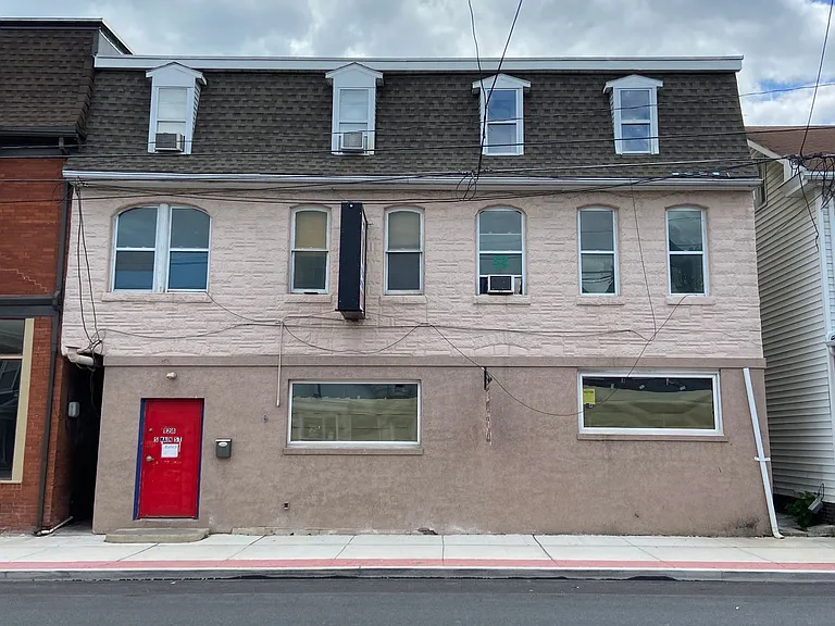 128 S Main St #10 — Photo 1
