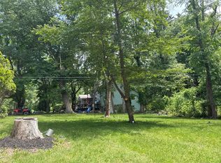 210 Victory Ln, Stroudsburg, PA 18360