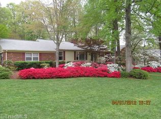 1702 Pebble Dr, Greensboro, NC 27410
