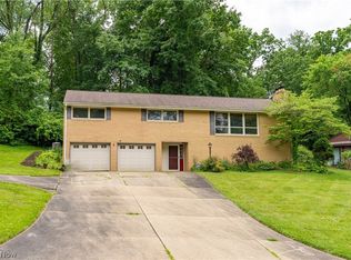 8944 Colton St NW, Massillon, OH 44646
