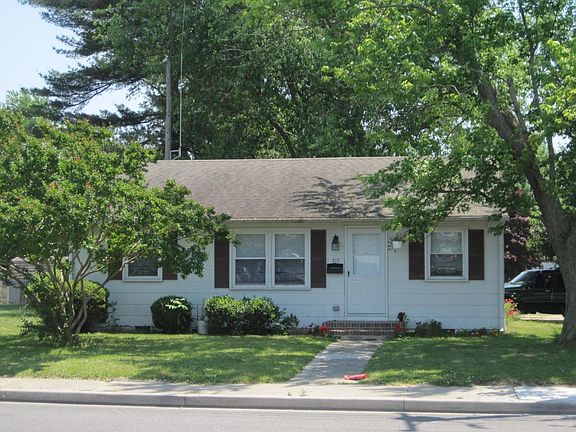 717 Spring Avenue