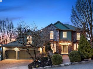 9122 NW McKenna Dr, Portland, OR 97229