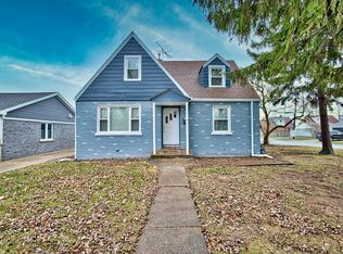 7903 N Neva Ave, Niles, IL 60714