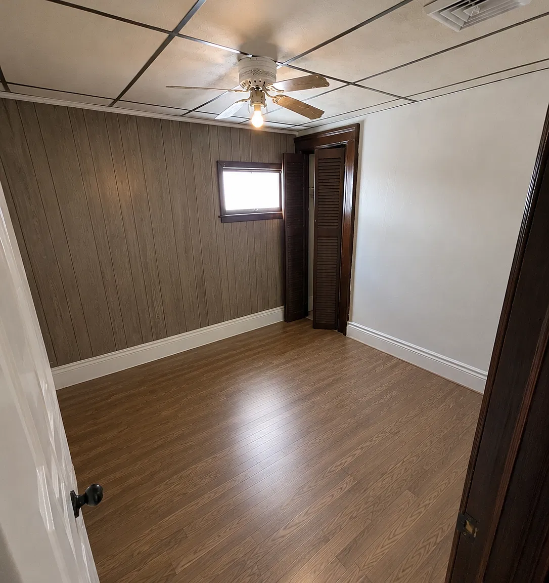 136 Milton st — Photo 4
