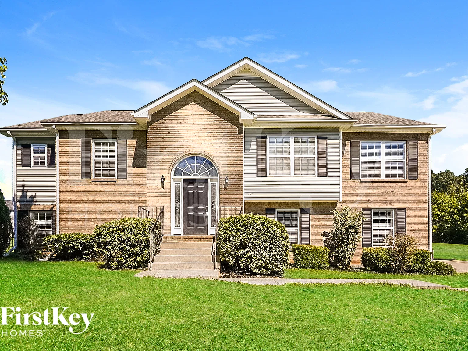 5 bed, 3.0 bath, 2984 sqft, $2,440 — Photo 1