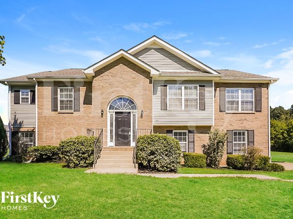 3426 N Henderson Way