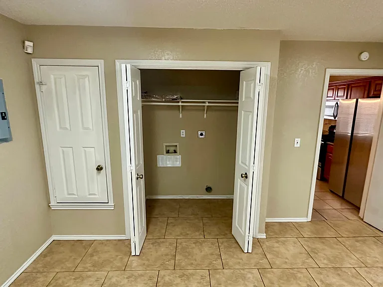 2207 Waterfall Dr — Photo 12