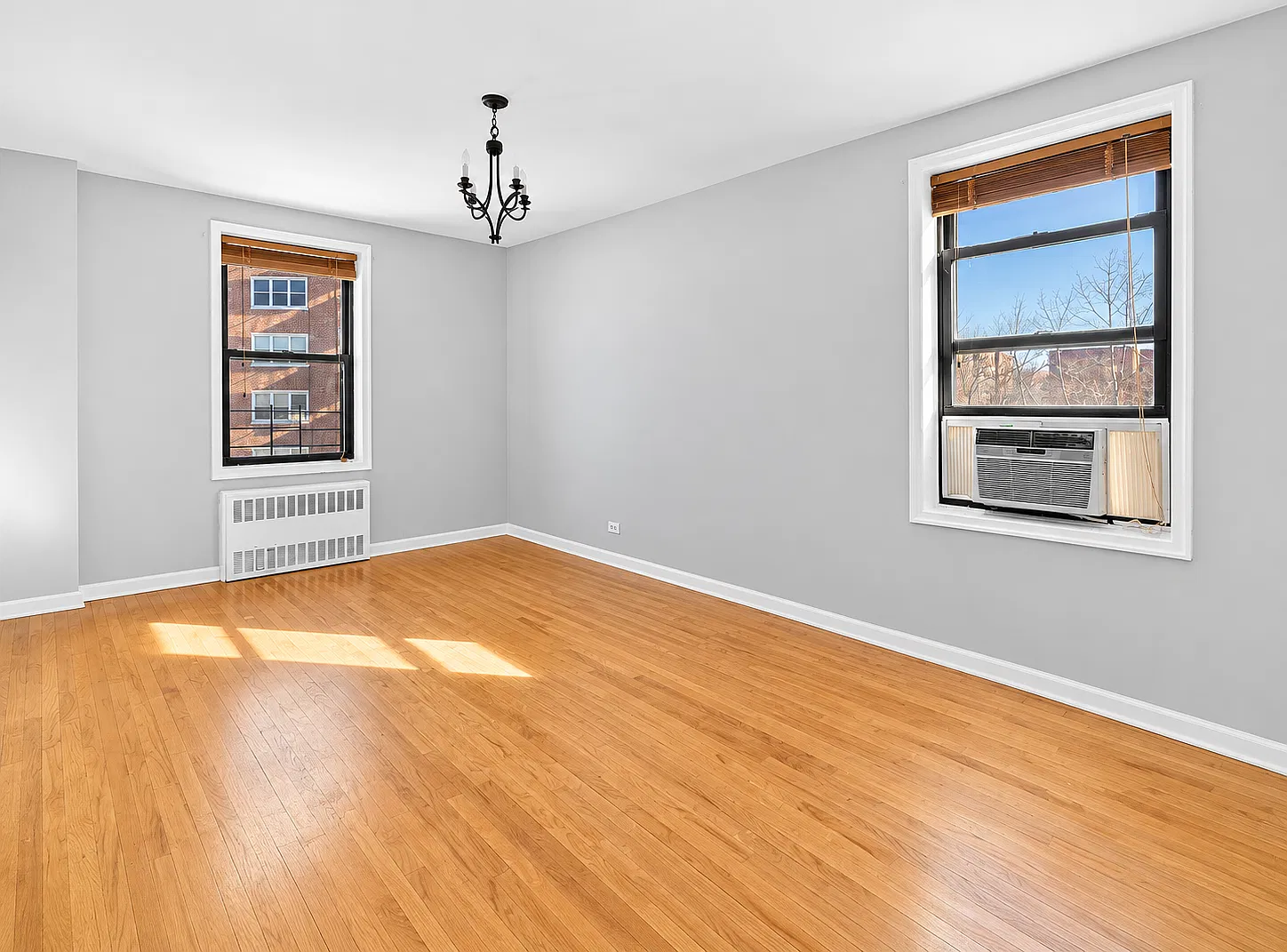 645 West 239th Street — Photo 4
