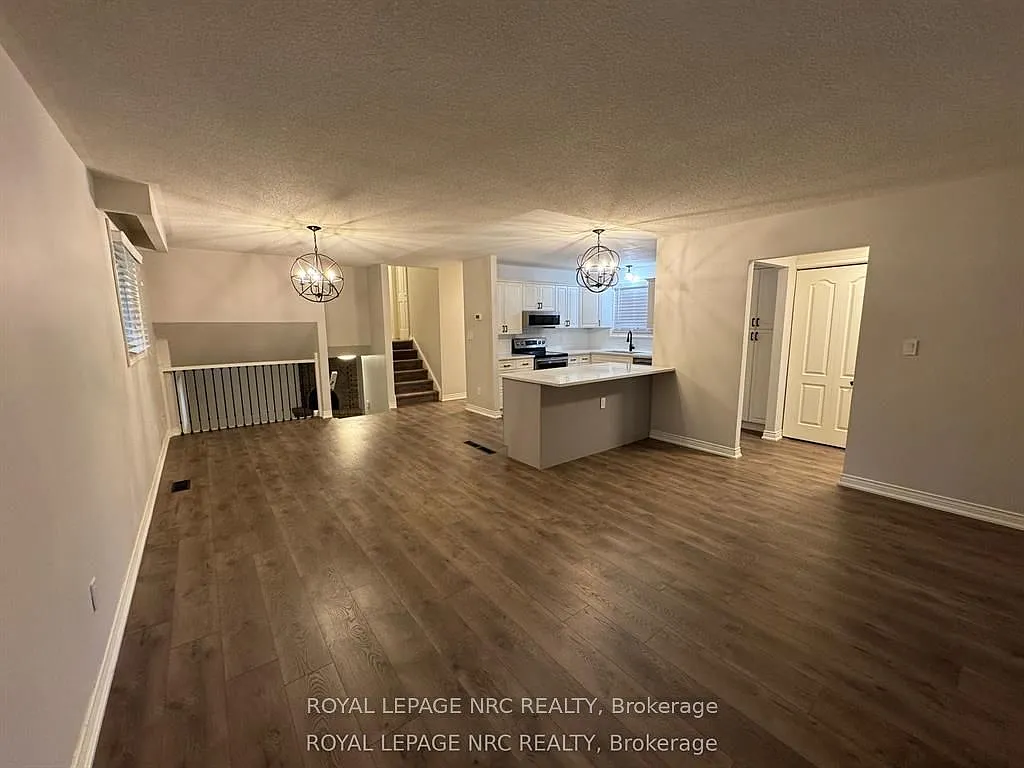 5 bed, $3,000 — Photo 4