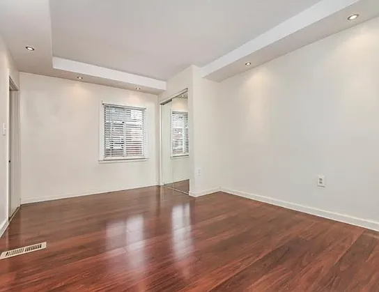 140 Home St — Photo 21
