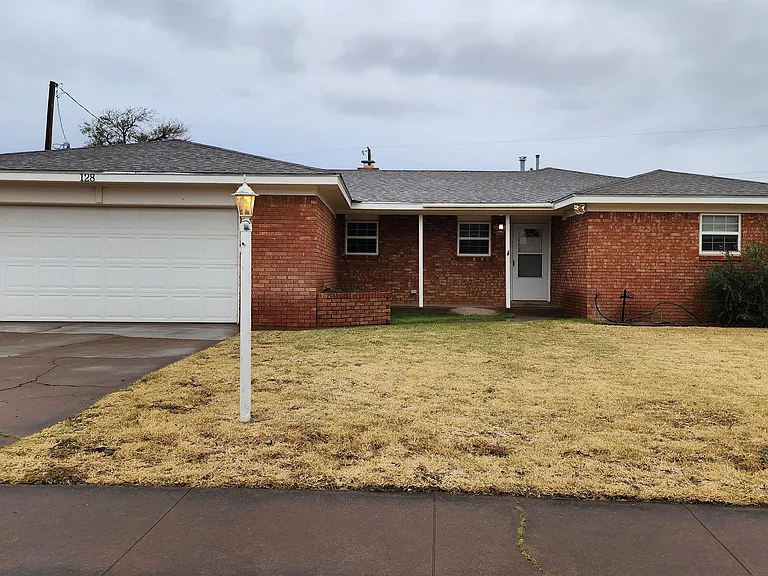128 Cooper Ct — Photo 3