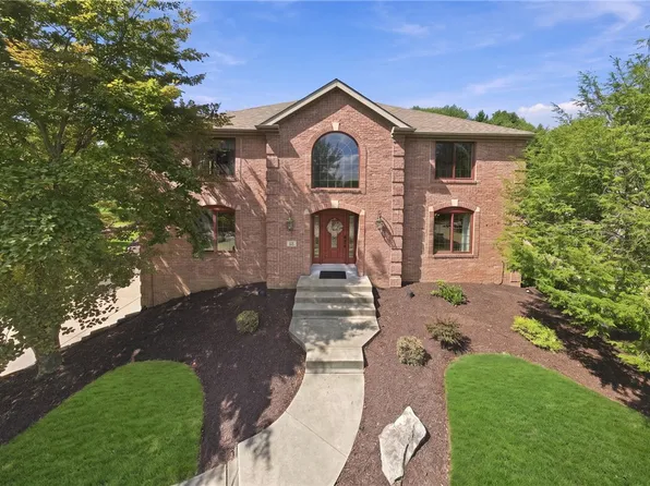 221 William Dr, Canonsburg, PA 15317