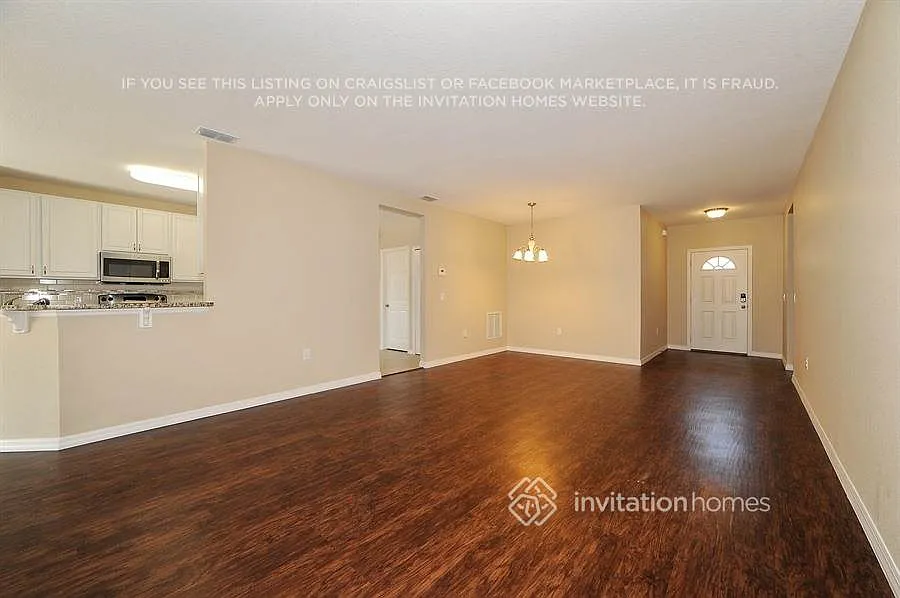 Building Photo - 2071 Kabat Ave