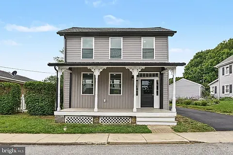 20 N Walnut St #1 — Photo 1
