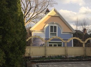 34 Lancaster St, Cambridge, MA 02140