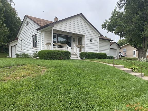 2nd image of 20451 Poplar St