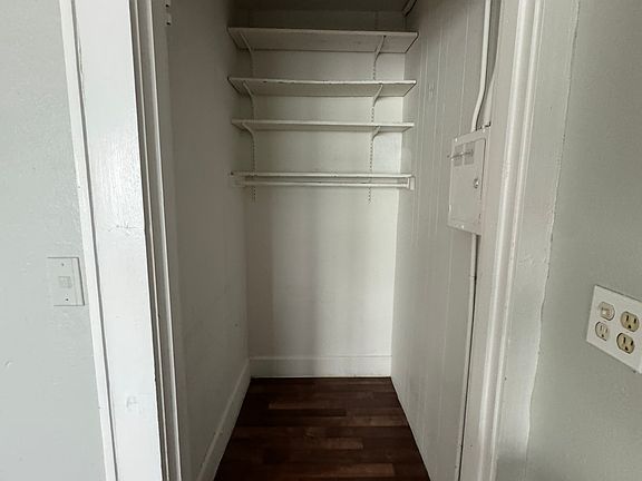 4th image of 216 5th Ave N #0B-1Ba-500Sqft
