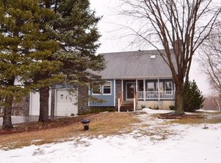19201 Meadowvale Rd NW, Elk River, MN 55330