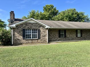 415 Lilly Ln, Murfreesboro, TN 37128