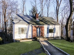 41 N Healy Ave, Hartsdale, NY 10530