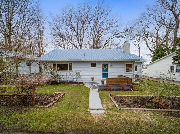 180 2nd Ave, North East, PA 16428