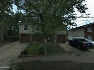 68 Tarlee Pl, Staten Island, NY 10308