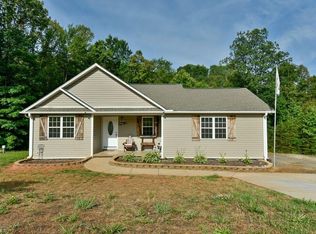 4915 Jackson View Rd, Winston Salem, NC 27105