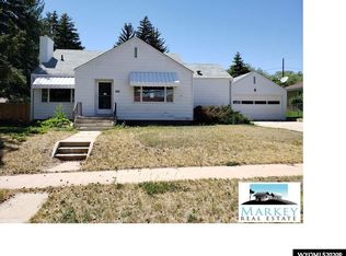 714 13th St, Rawlins, WY 82301