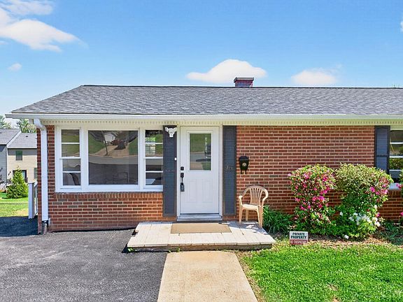 3rd image of 316 Carlton Rd