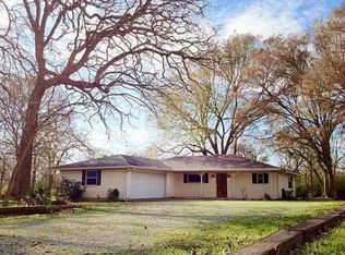 5876 Foster Rd, Bryan, TX 77807