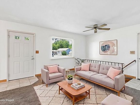 5th image of 1011 S Scott Ave