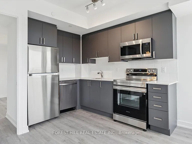556 Marlee Ave #911 — Photo 11