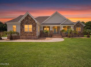 106 Gregg Ct, Moyock, NC 27958