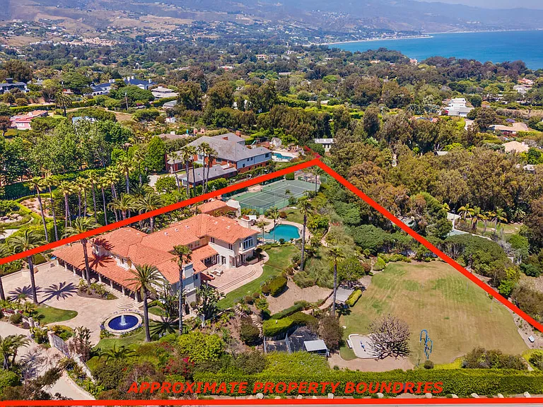7160 Dume Dr — Photo 30