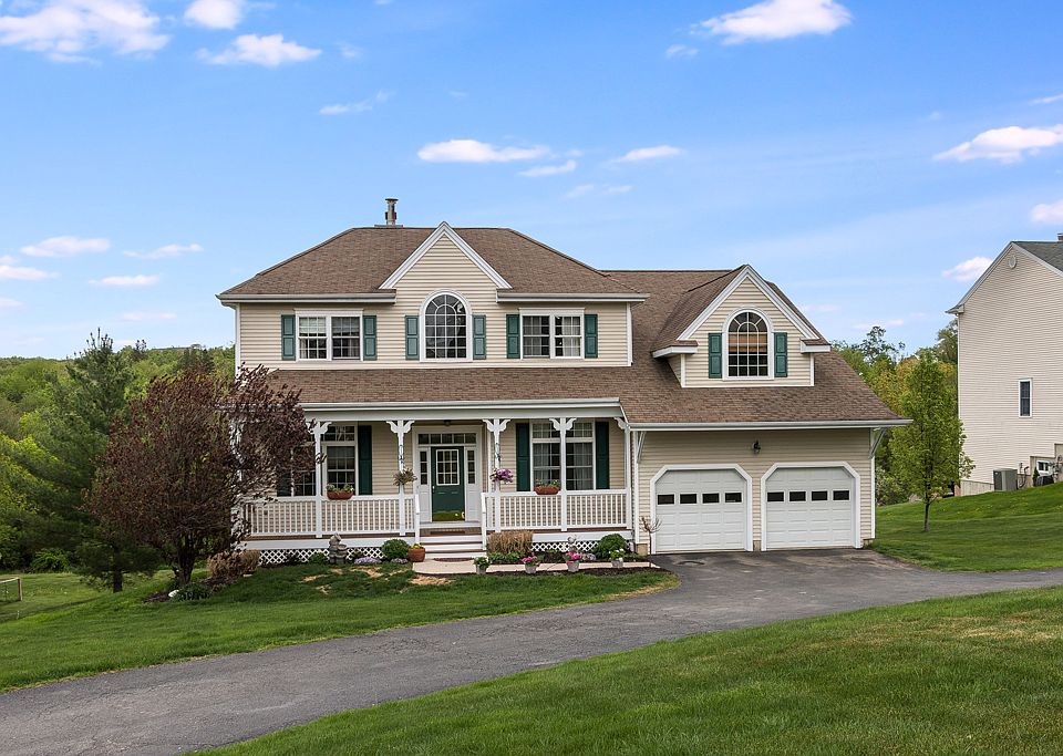 1st image of 33 Wyndham Ln