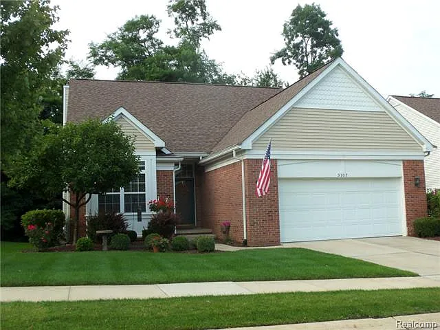5307 Pentwater Dr photo 1