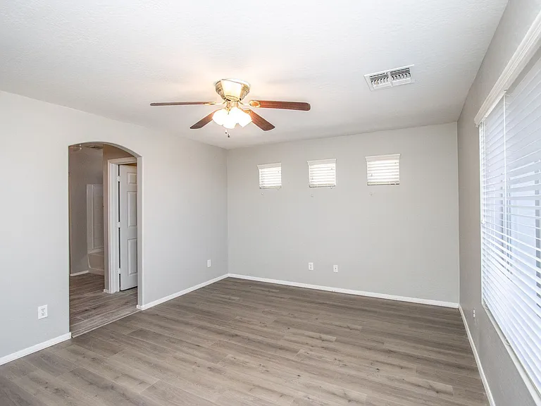 1478 E Stirrup Ln — Photo 24
