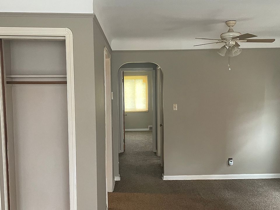 1st image of 5507 Warwick Dr #1
