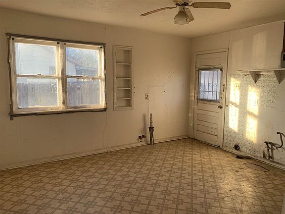 5th image of 1709 N Ohio Ave