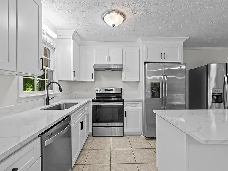246 Barbara Ln SW — Photo 13